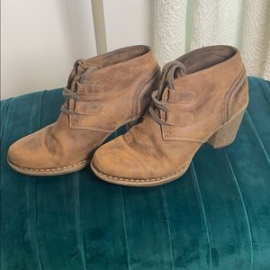 Clarks Brown Lace-Up Leather Heeled Booties, 8.5